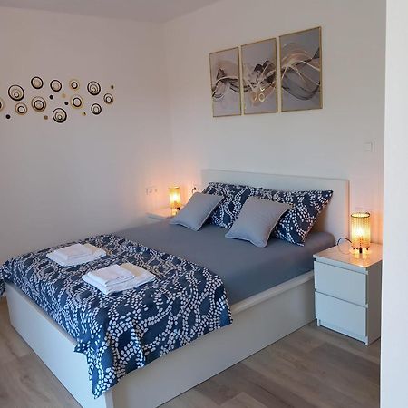 Appartement Ivka à Hvar Town Extérieur photo